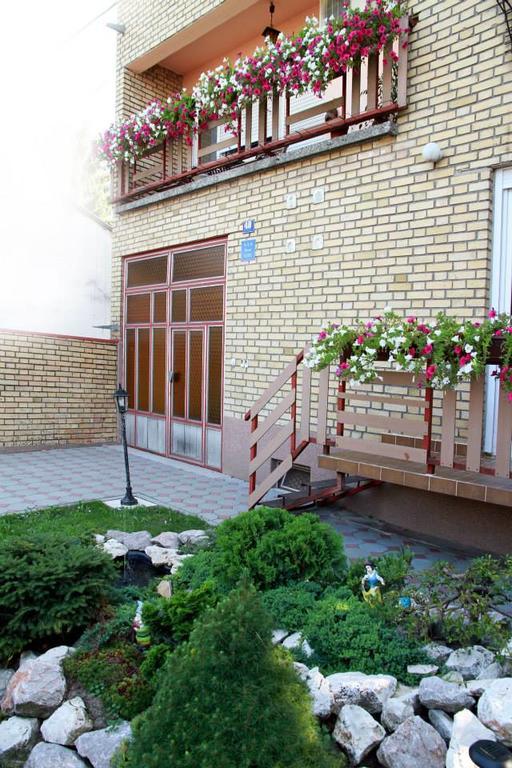 Setnik Guesthouse Valpovo Екстер'єр фото